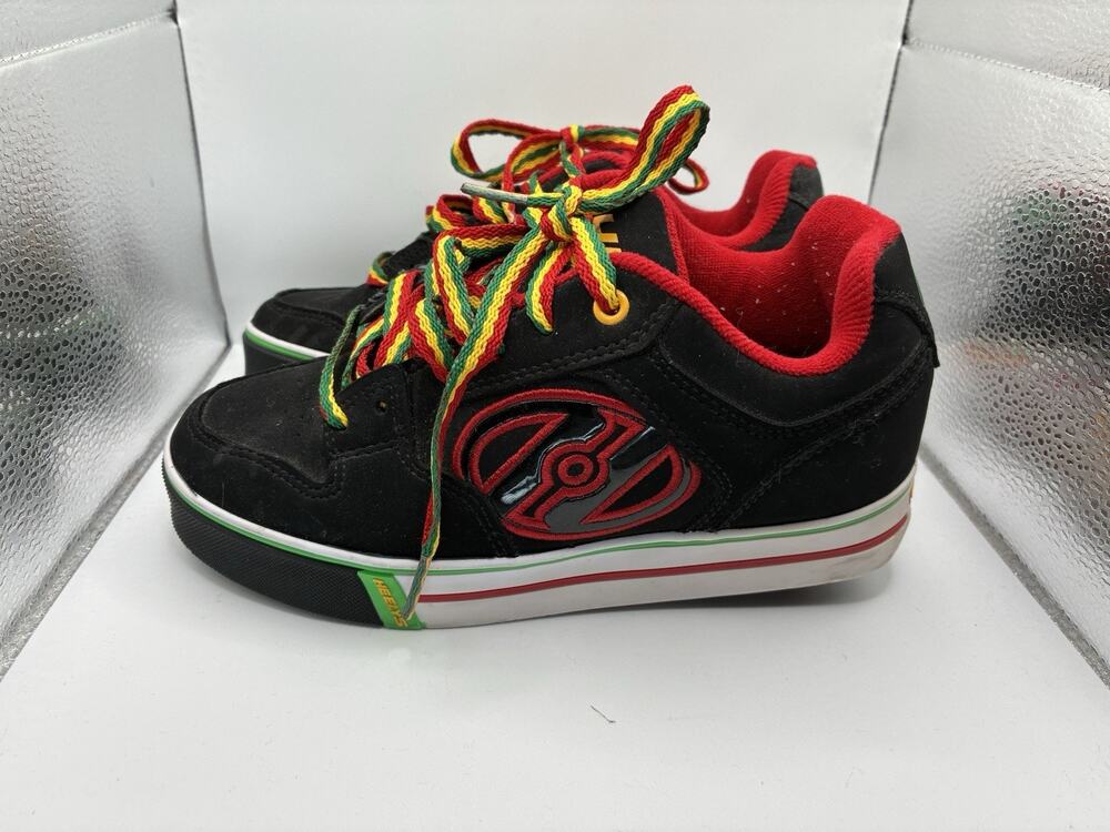 Heelys 3 Youth Black Suede Skate Shoes Rasta Red Yellow Green Wheels EU 34